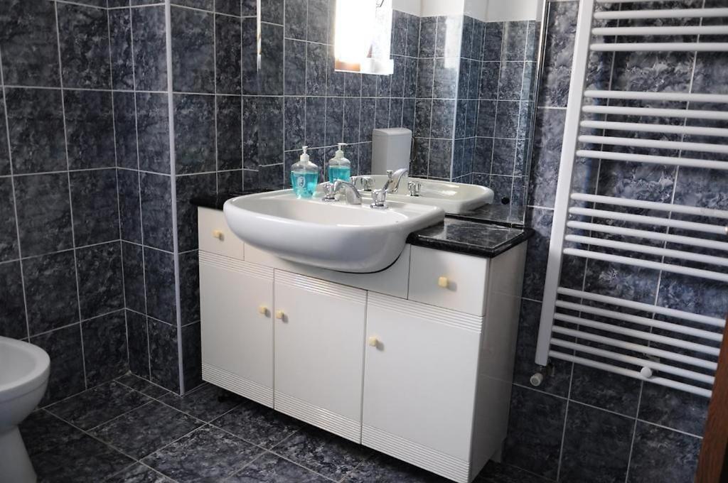 Vila Deal Сэчеле Экстерьер фото