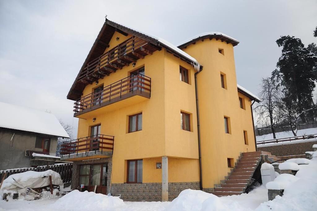 Vila Deal Сэчеле Экстерьер фото