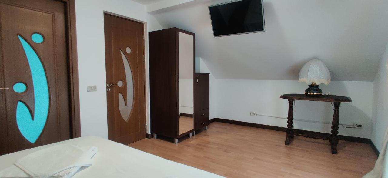 Vila Deal Сэчеле Экстерьер фото