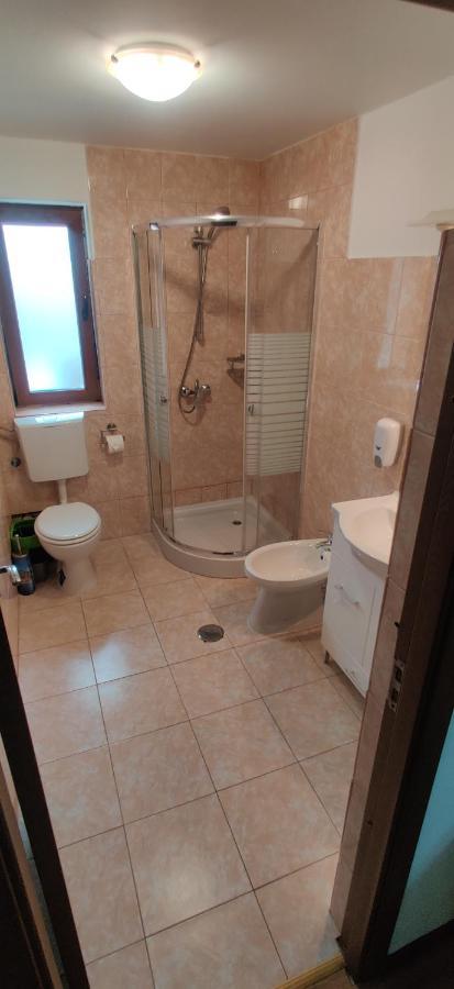 Vila Deal Сэчеле Экстерьер фото